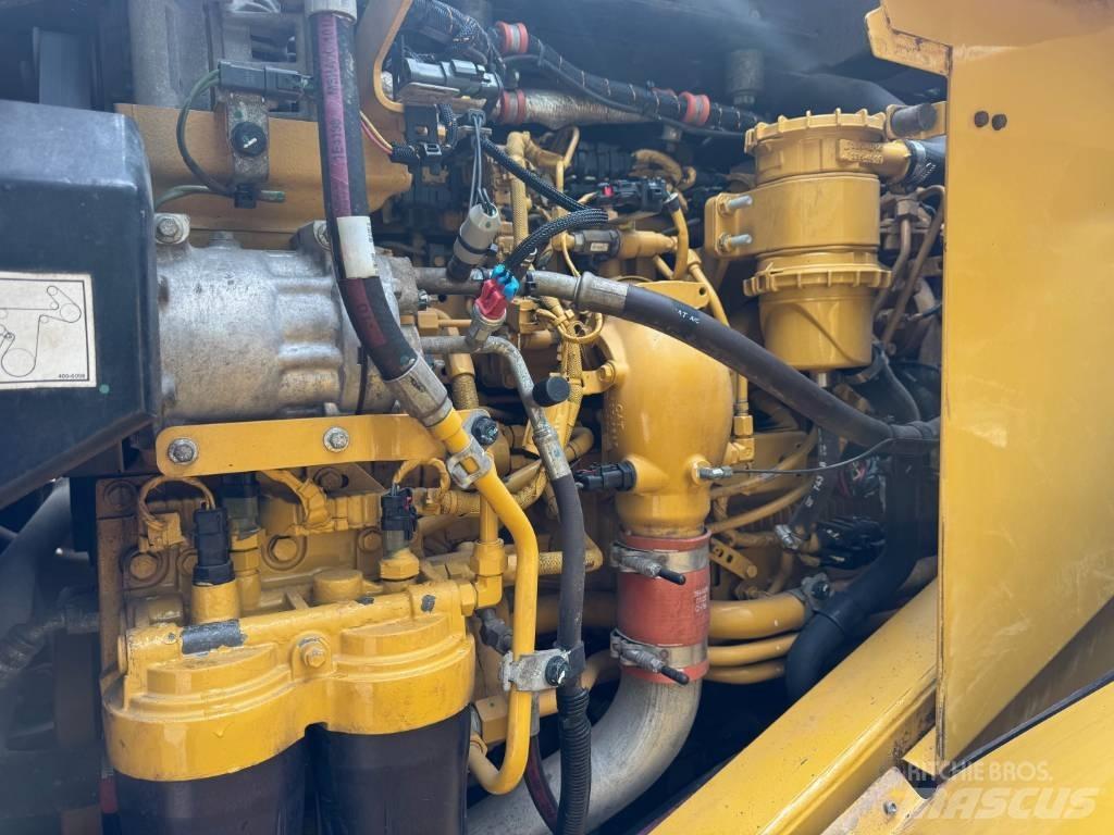 CAT 966 M Pale gommate