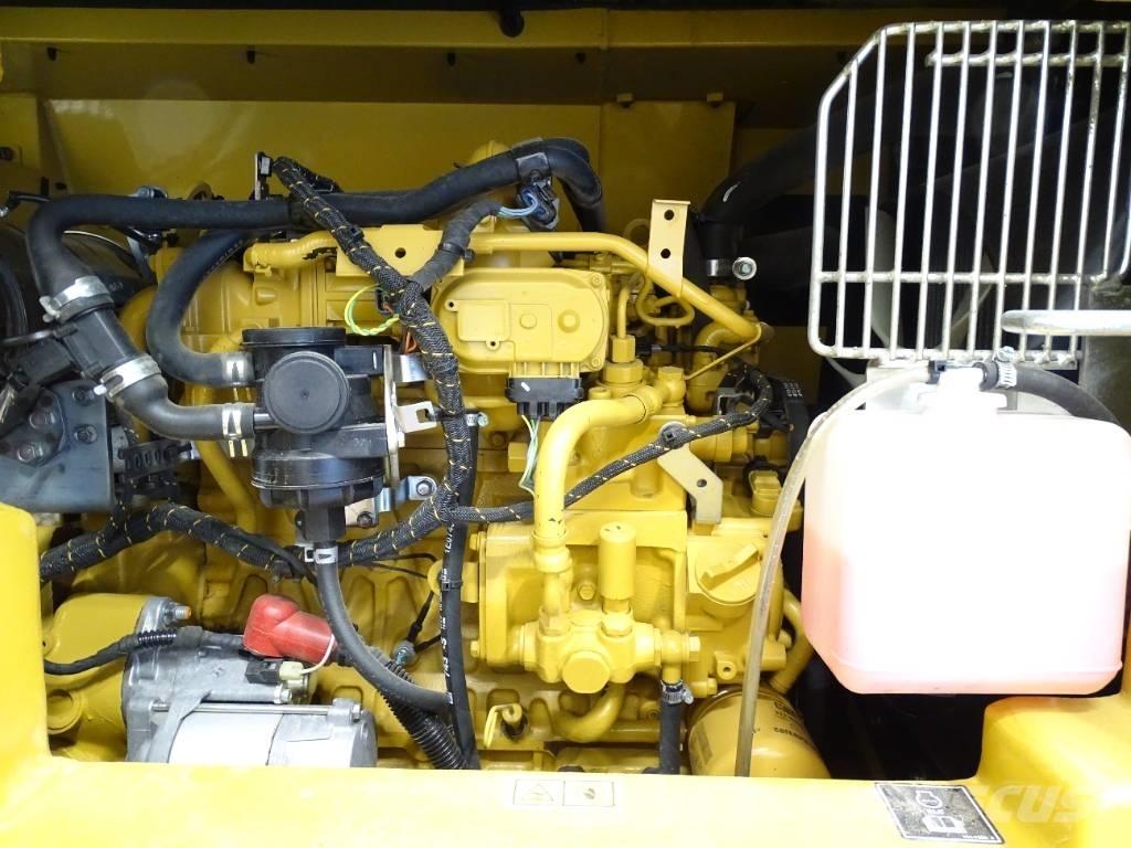 CAT 306 CR Miniescavatori