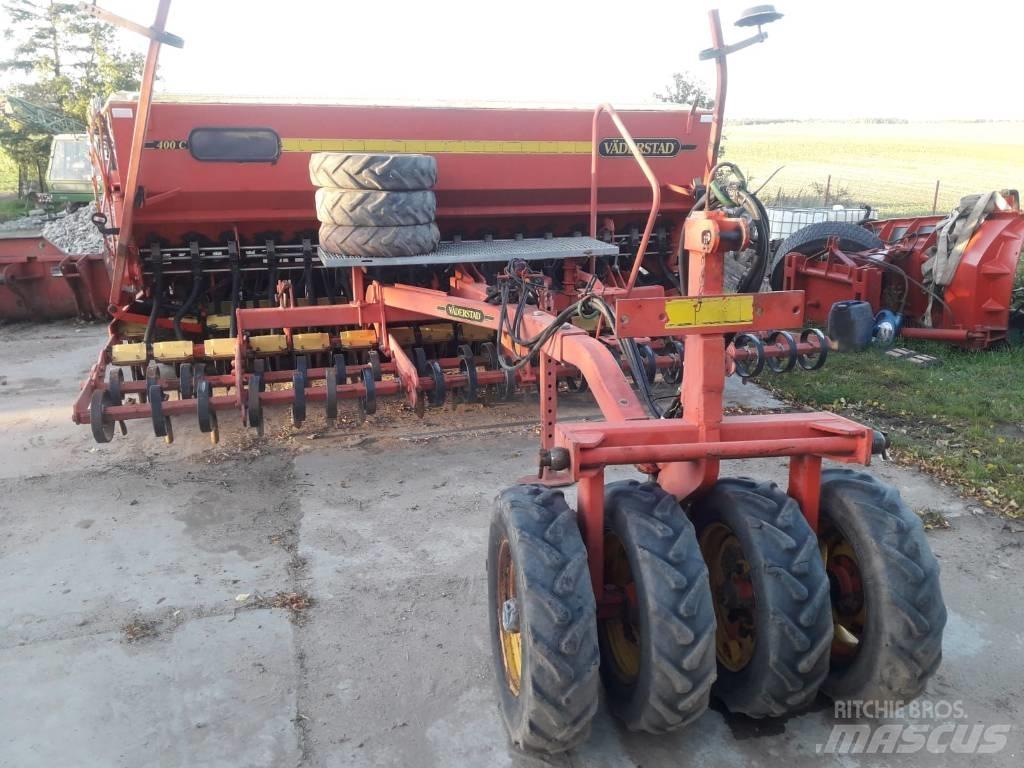 Väderstad Rapid400C Perforatrici