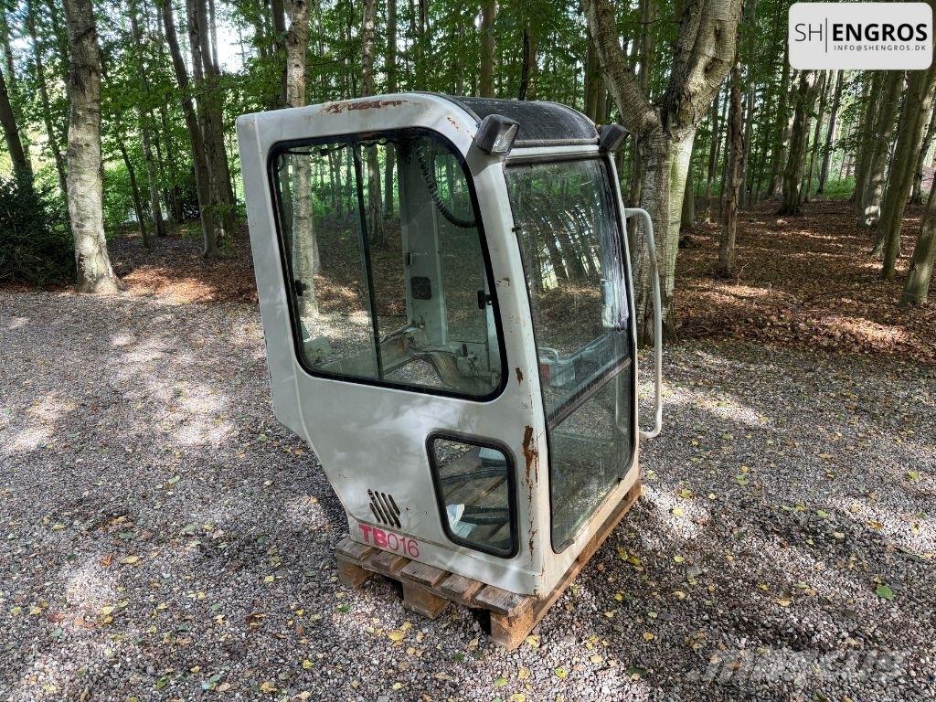 Takeuchi TB 016 Miniescavatori