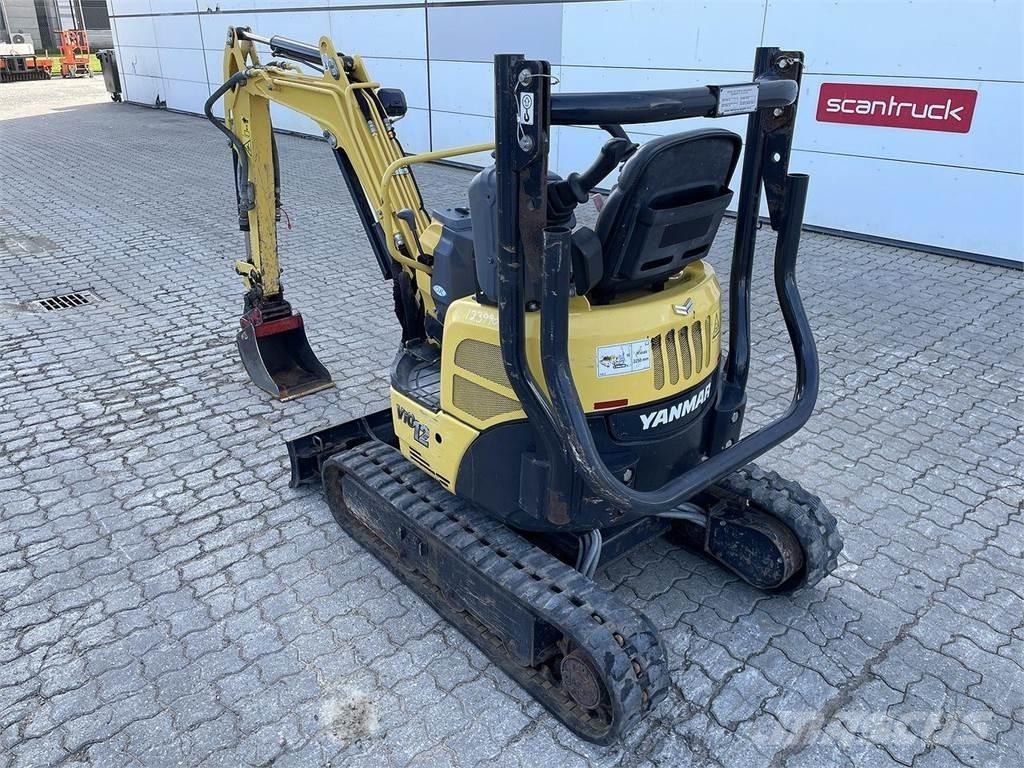 Yanmar VIO12 Escavatori gommati