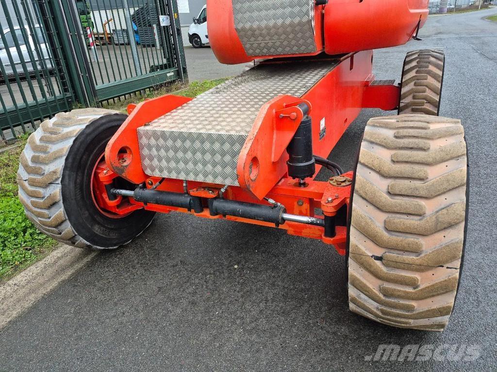 JLG 800aj Piattaforme a braccio telescopico
