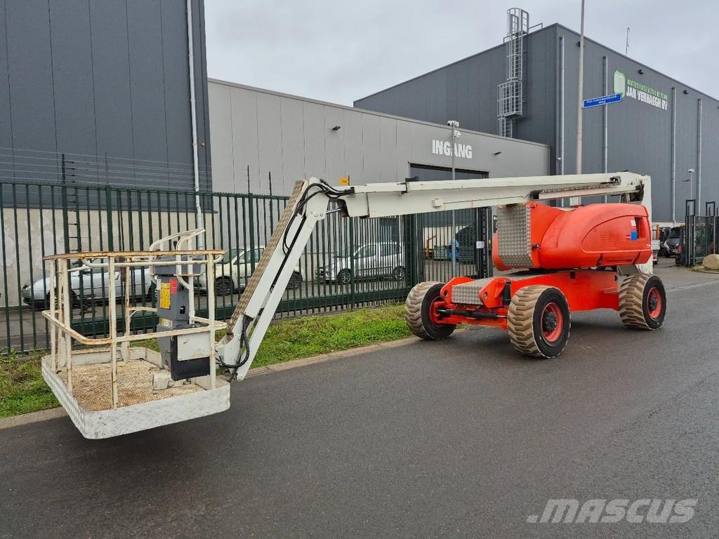 JLG 800aj Piattaforme a braccio telescopico