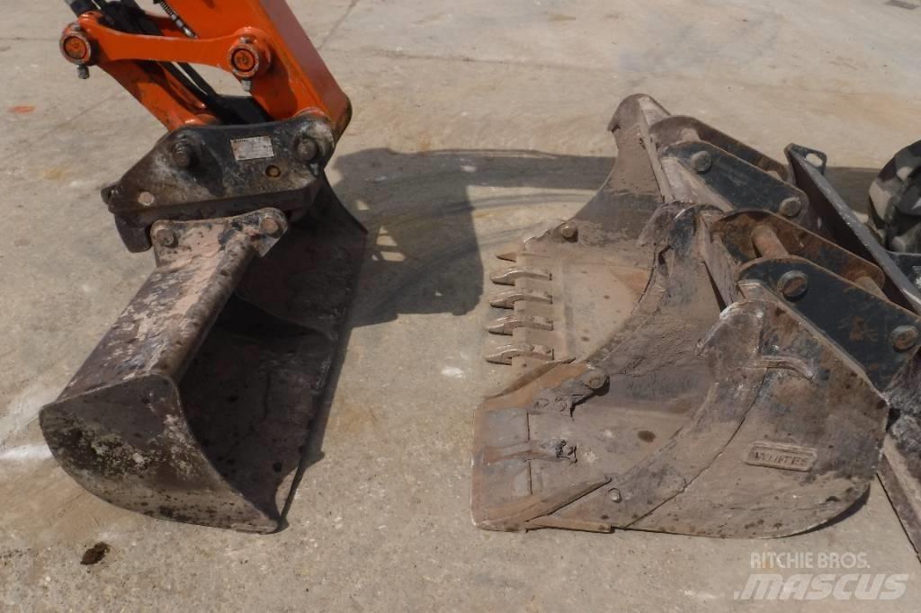 Hitachi ZX 85 US B-6 Escavatori medi 7t - 12t