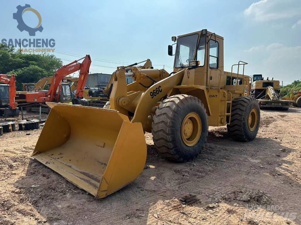 CAT 966 C Pale gommate