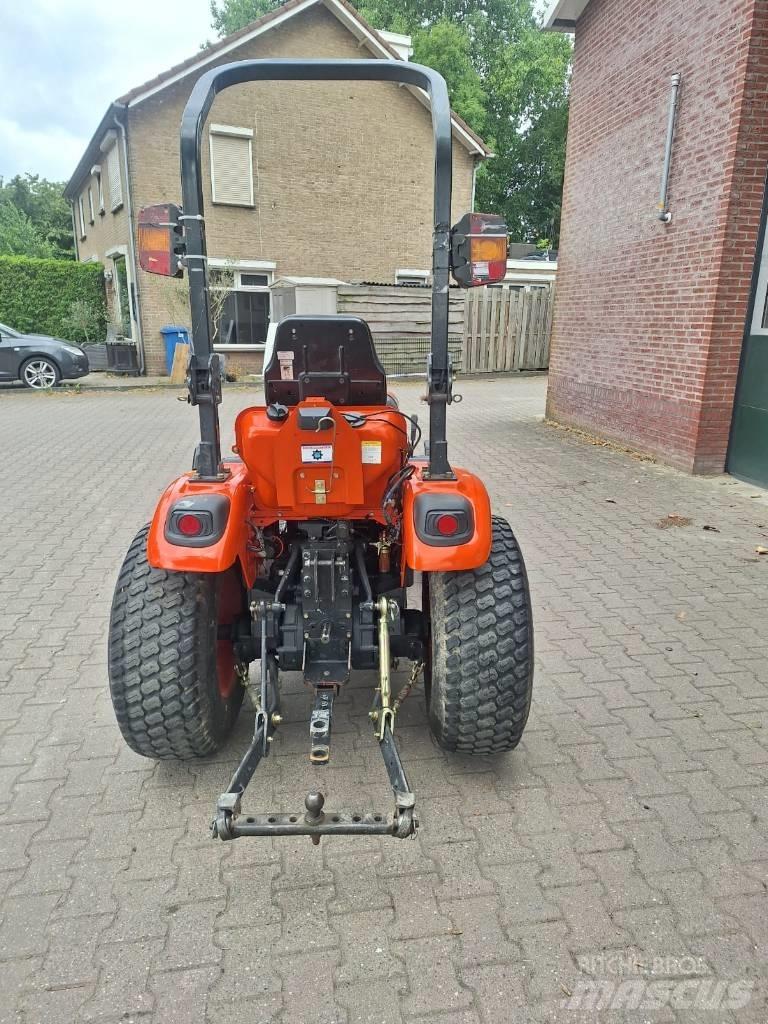 Kioti CK2810 HST Trattori