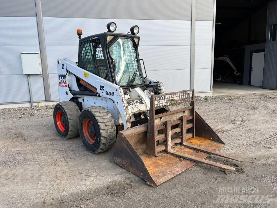 Bobcat A 220 Mini Pale Gommate