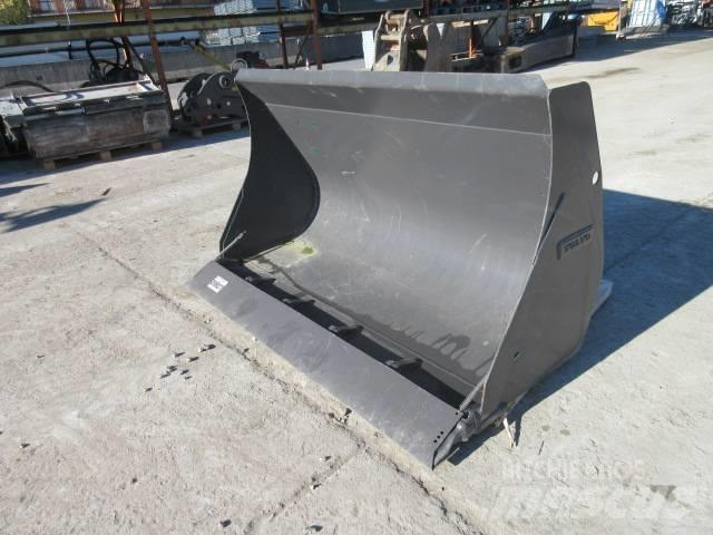 Volvo L20 Benne
