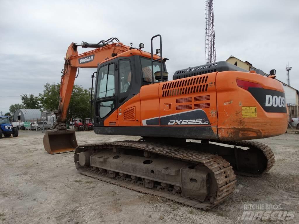 Doosan DX 225 LC-5 Escavatori cingolati