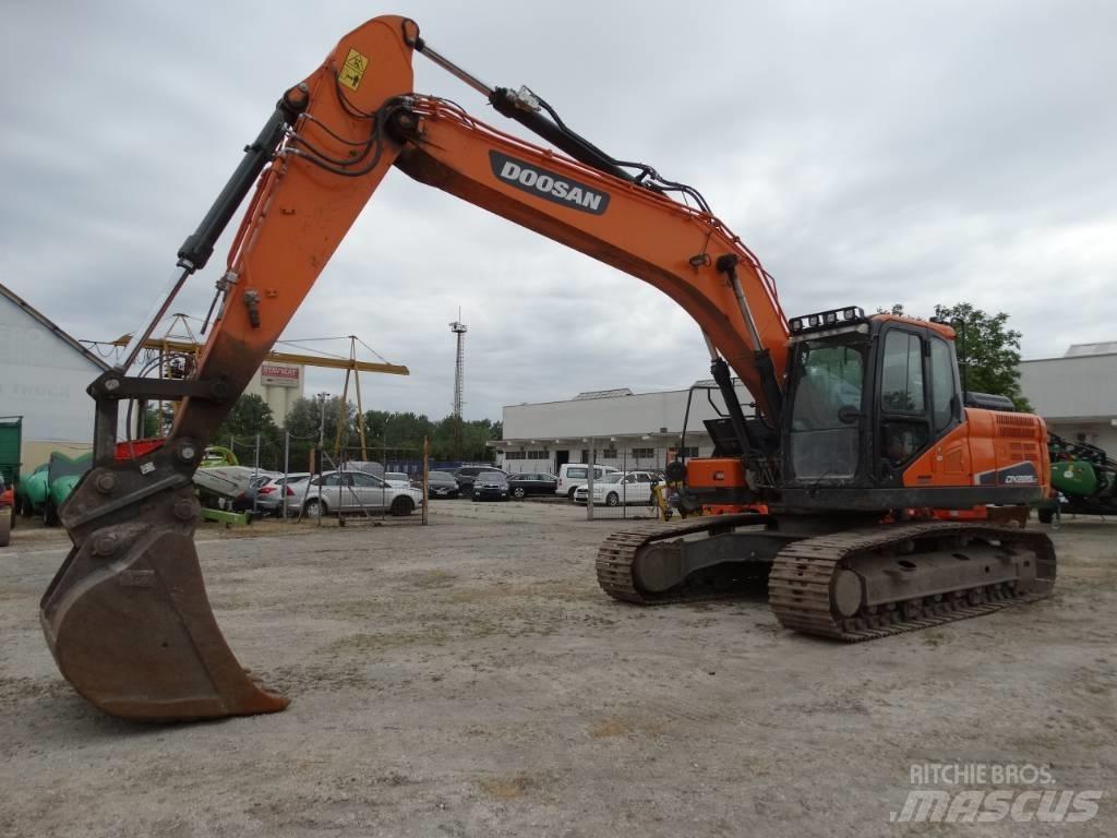 Doosan DX 225 LC-5 Escavatori cingolati