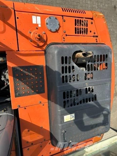 Hitachi ZX 160 W Escavatori gommati