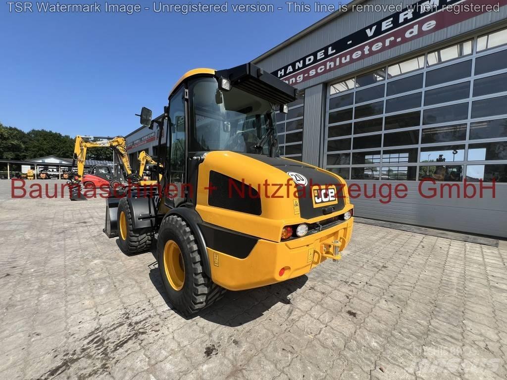 JCB 407 Klima -Demo- Pale gommate