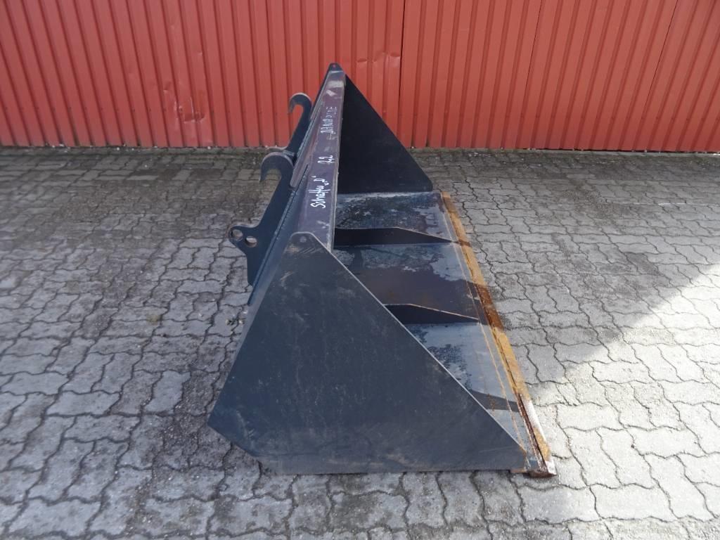 Schäffer Skovl Benne
