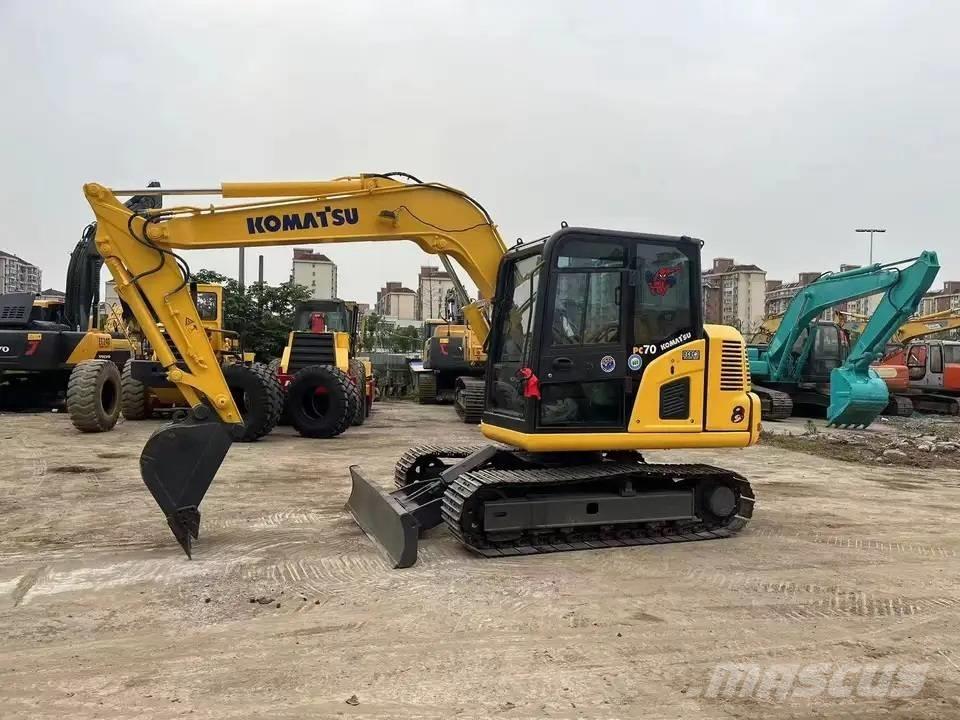 Komatsu PC70-8 Escavatori medi 7t - 12t