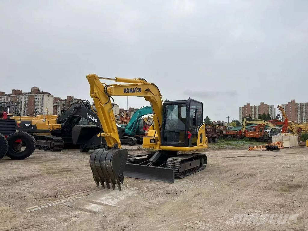 Komatsu PC70-8 Escavatori medi 7t - 12t
