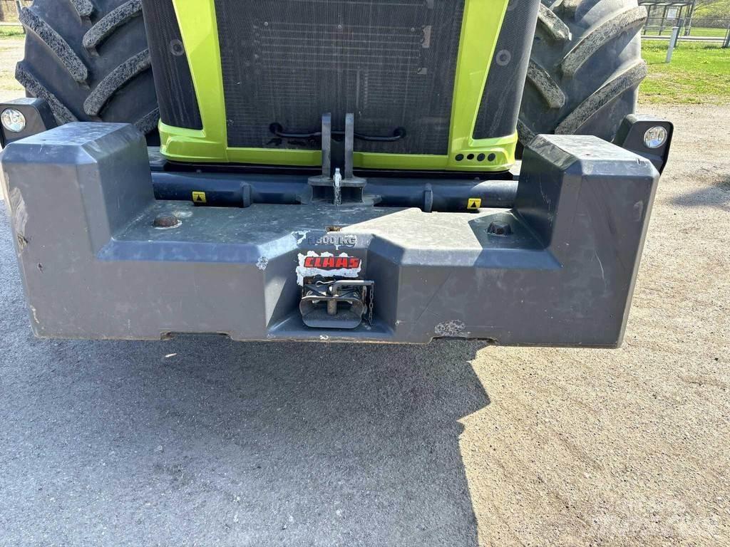 CLAAS Xerion 5000 Trattori
