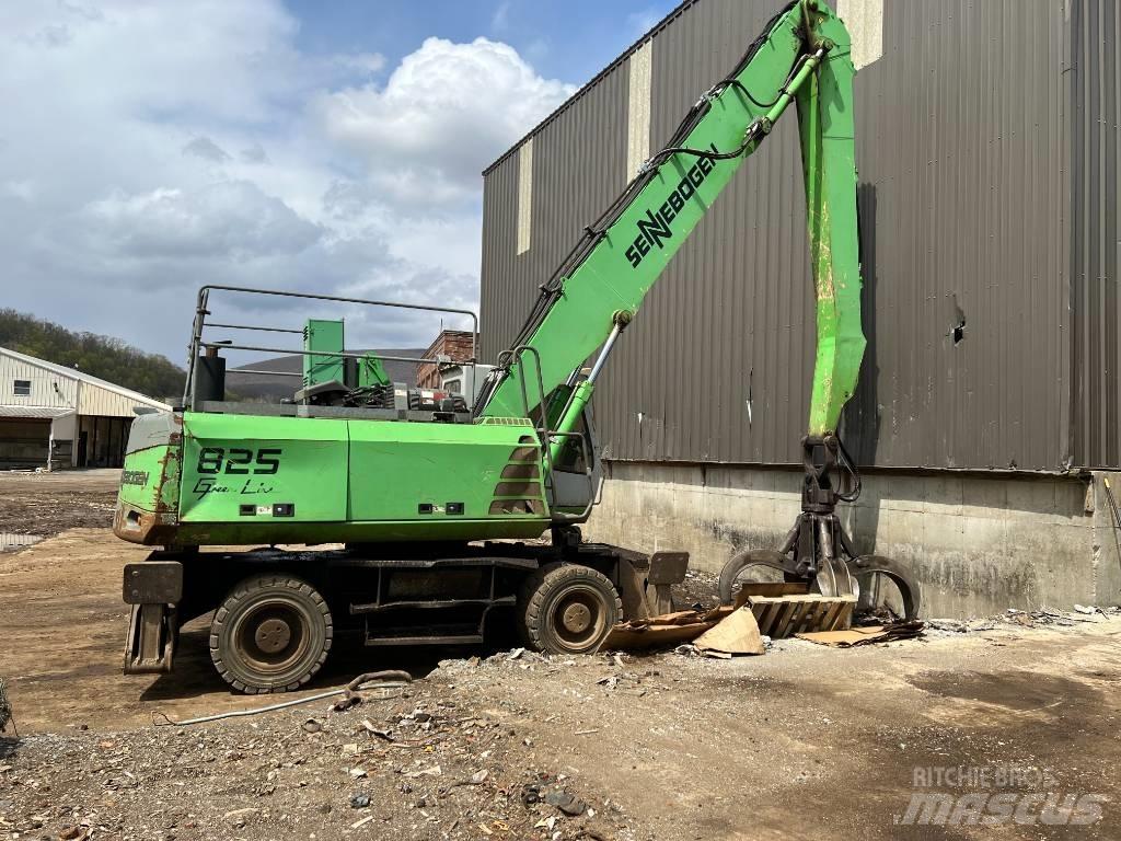 Sennebogen 825 Movimentazione rifiuti