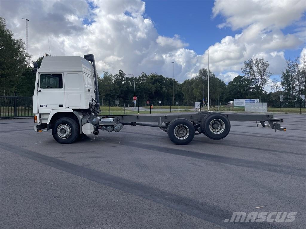 Volvo F 12 Autocabinati