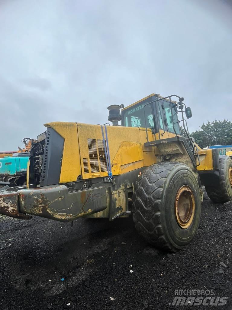 Komatsu WA 480-6 Pale gommate