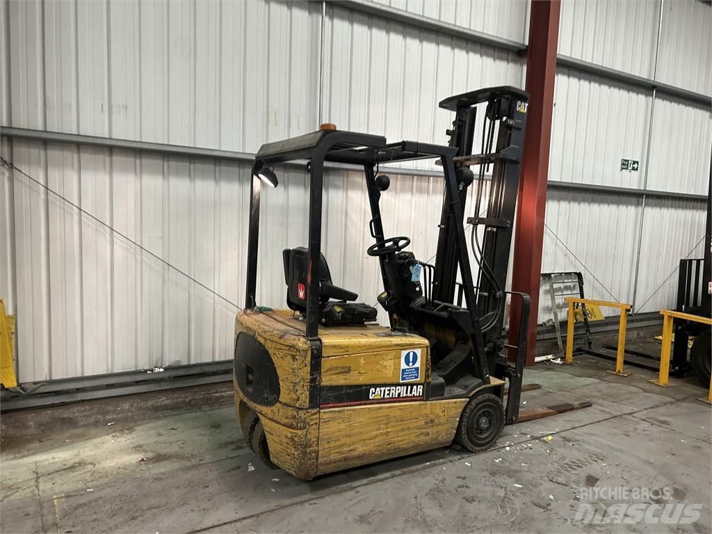 CAT EP16KT Carrelli elevatori elettrici