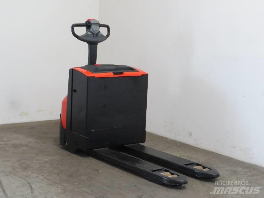 BT LWE 180 Transpallet uomo a terra