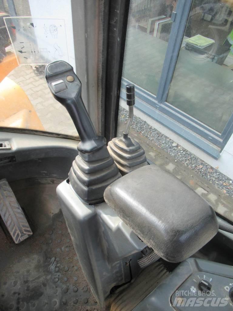Volvo L 30 B Pale gommate