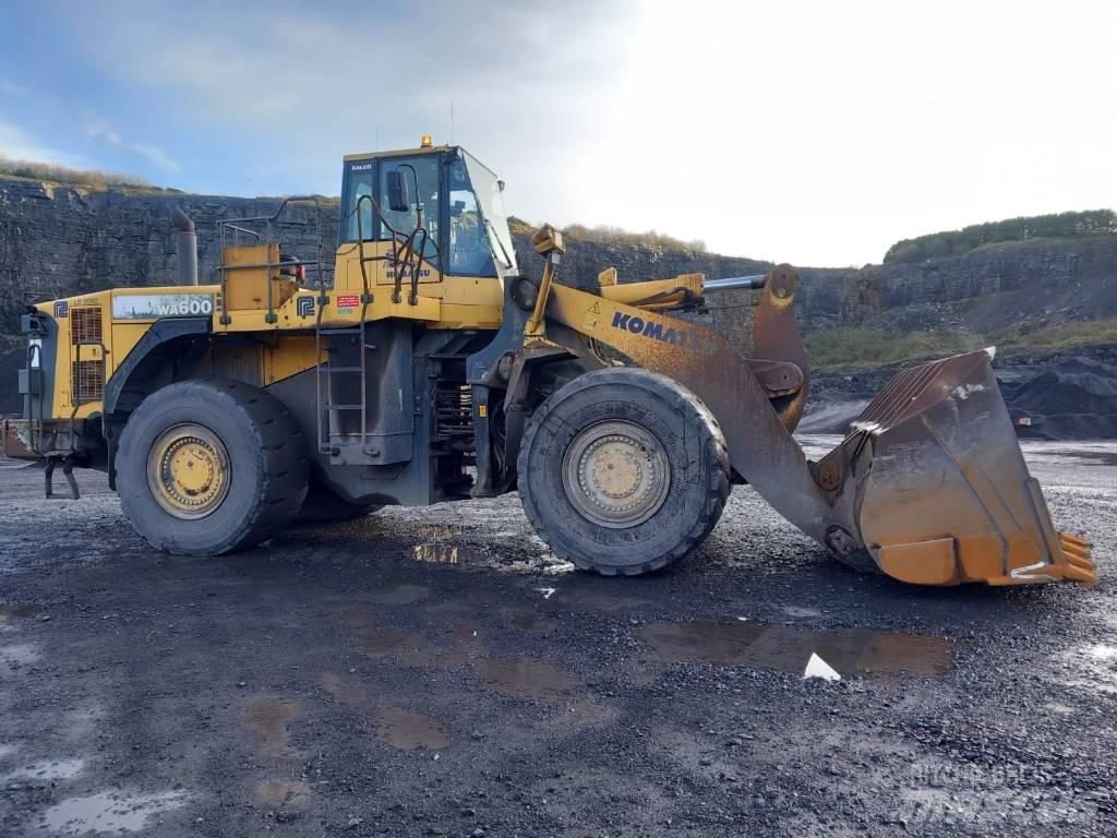 Komatsu WA 600-6 Pale gommate