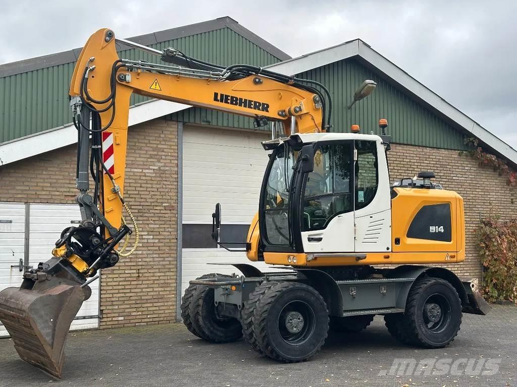 Liebherr A914 Escavatori gommati