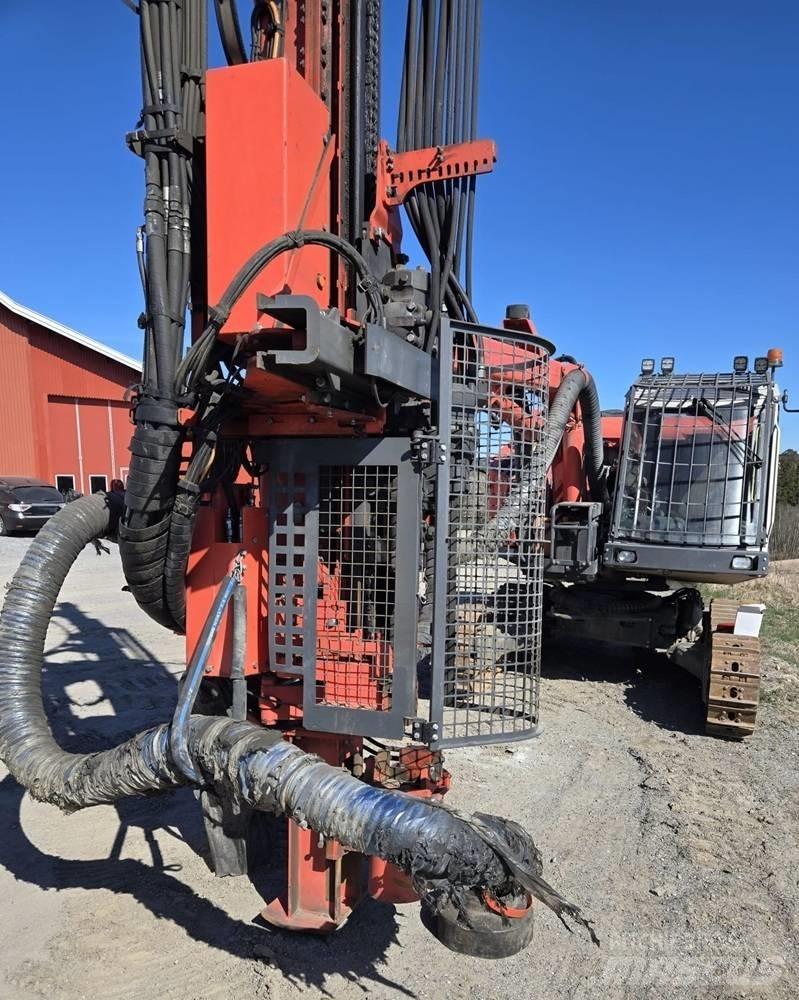 Sandvik Ranger DX800 Perforatrici per tunneling e miniere sotterranee