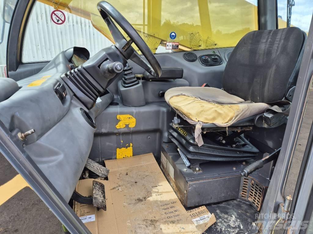 New Holland LM 1333 Sollevatori telescopici