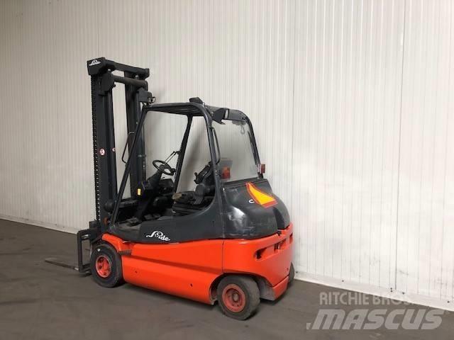 Linde E25-02 Carrelli elevatori elettrici