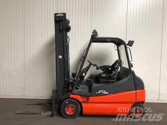 Linde E25-02 Carrelli elevatori elettrici