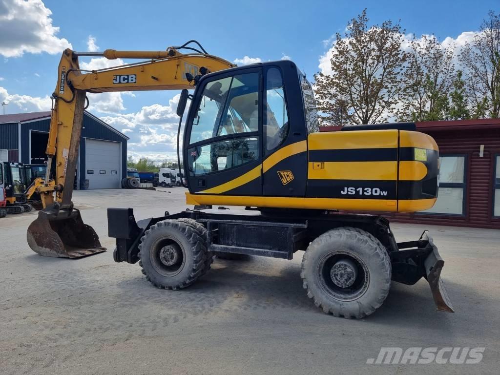 JCB JS 130 W Escavatori gommati