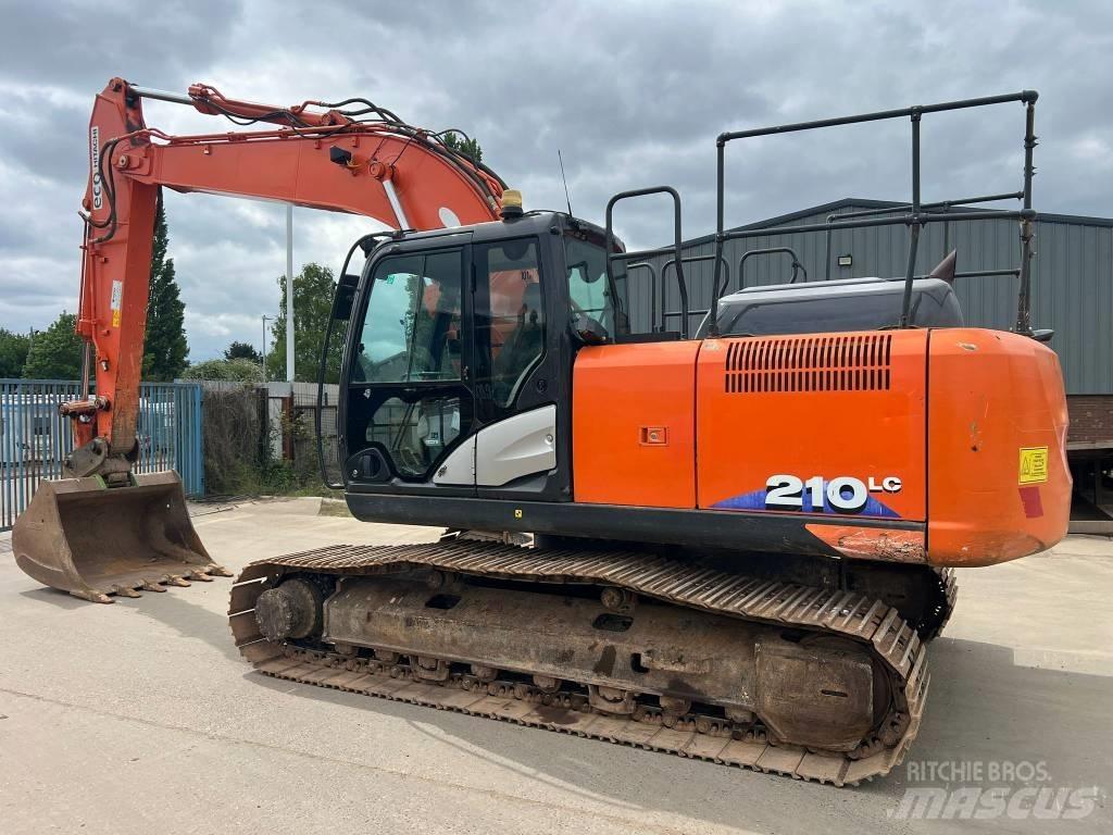 Hitachi ZX 210 LC-6 Escavatori cingolati