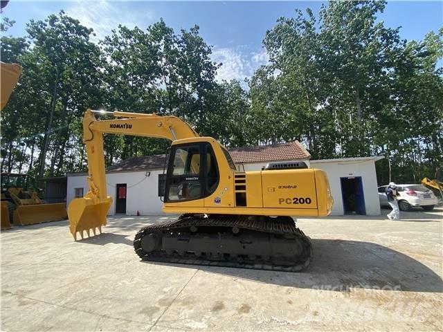 Komatsu PC200-6 Escavatori cingolati