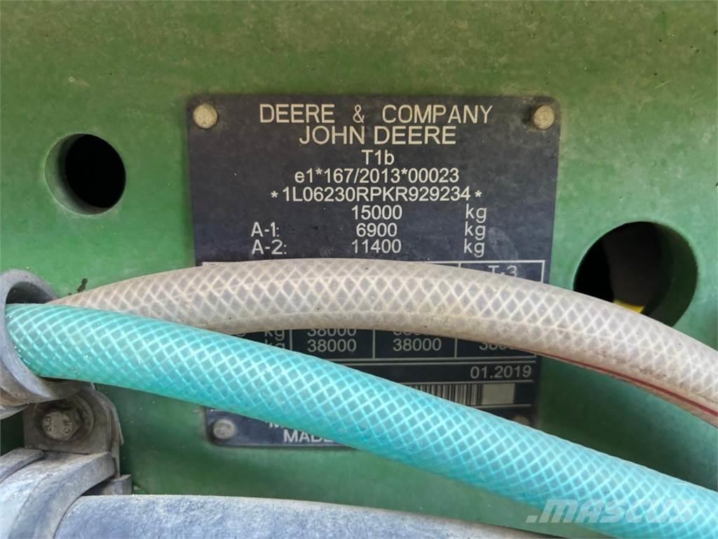 John Deere 6230R Trattori