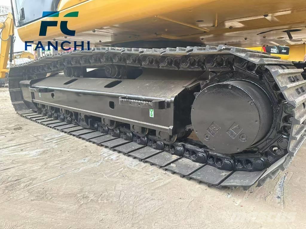 CAT 320GX Escavatori cingolati