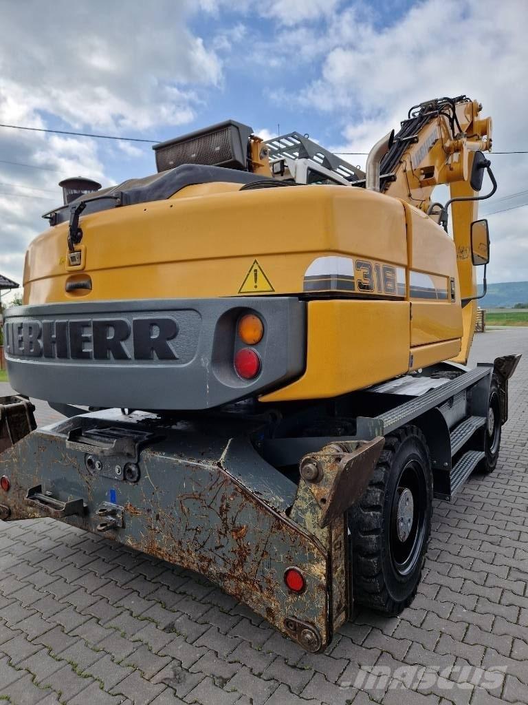 Liebherr 316 Escavatori gommati