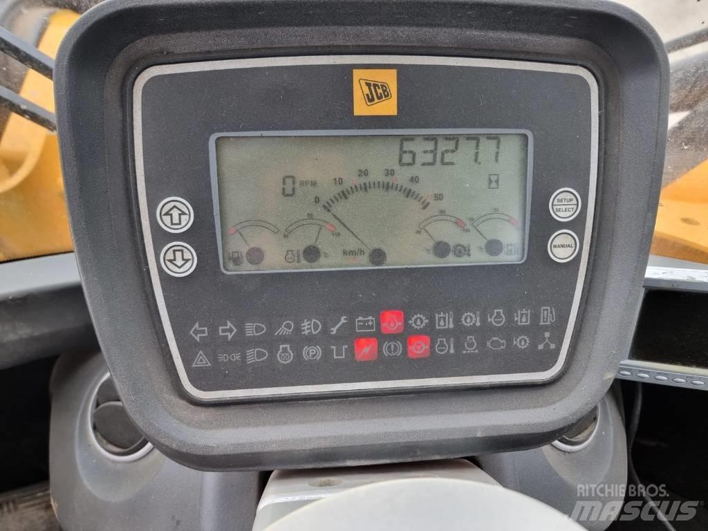 JCB 436 HT Pale gommate