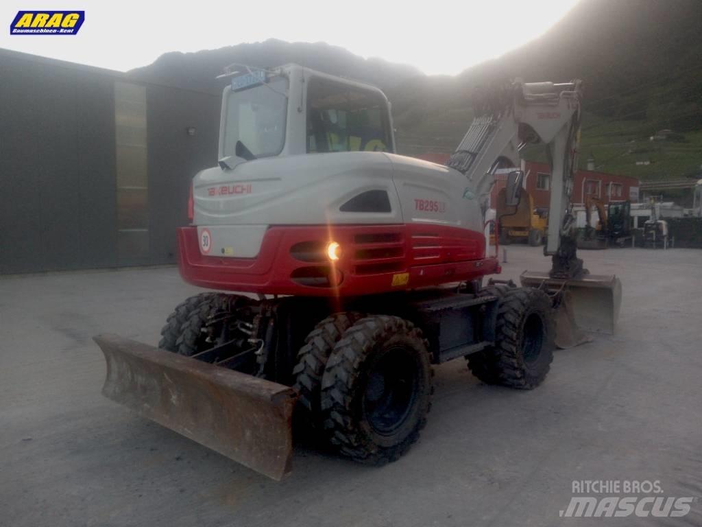 Takeuchi TB 295 W Escavatori gommati