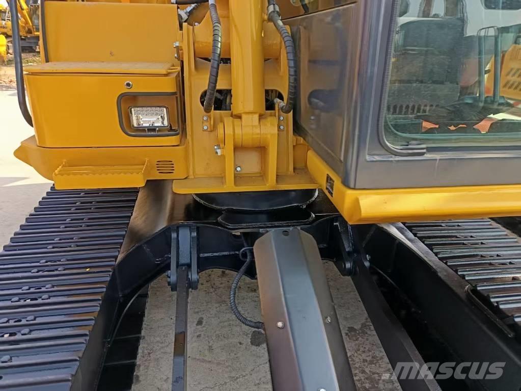 Komatsu PC 70 Escavatori cingolati