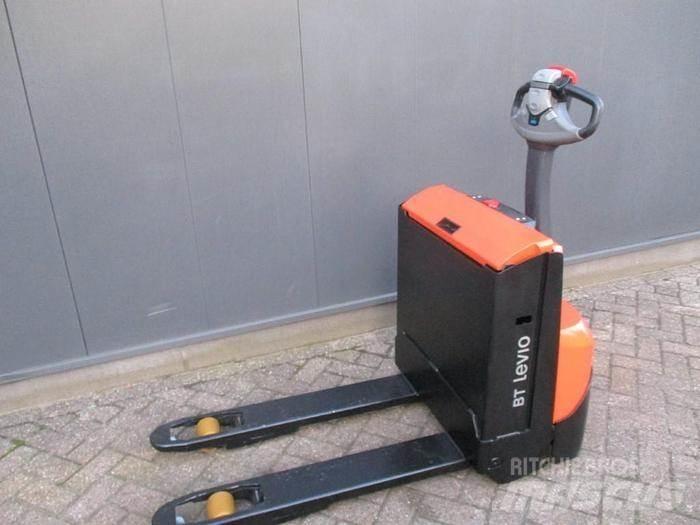 Toyota LWE 140 Transpallet manuale