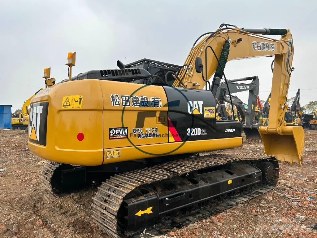CAT 320 D2L Escavatori cingolati
