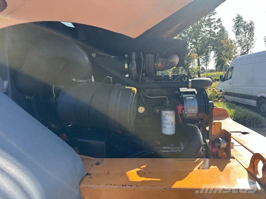 CASE 621D XT Pale gommate