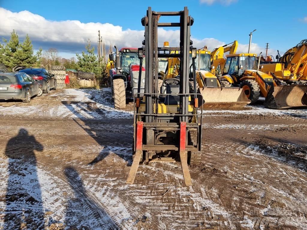 CAT DP 25 N Carrelli elevatori diesel