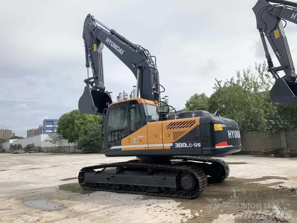 Hyundai R300LC-9S Escavatori medi 7t - 12t