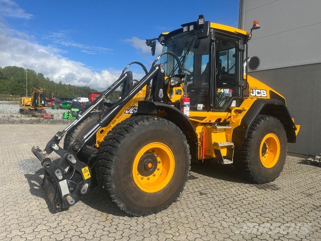 JCB 419S Pale gommate