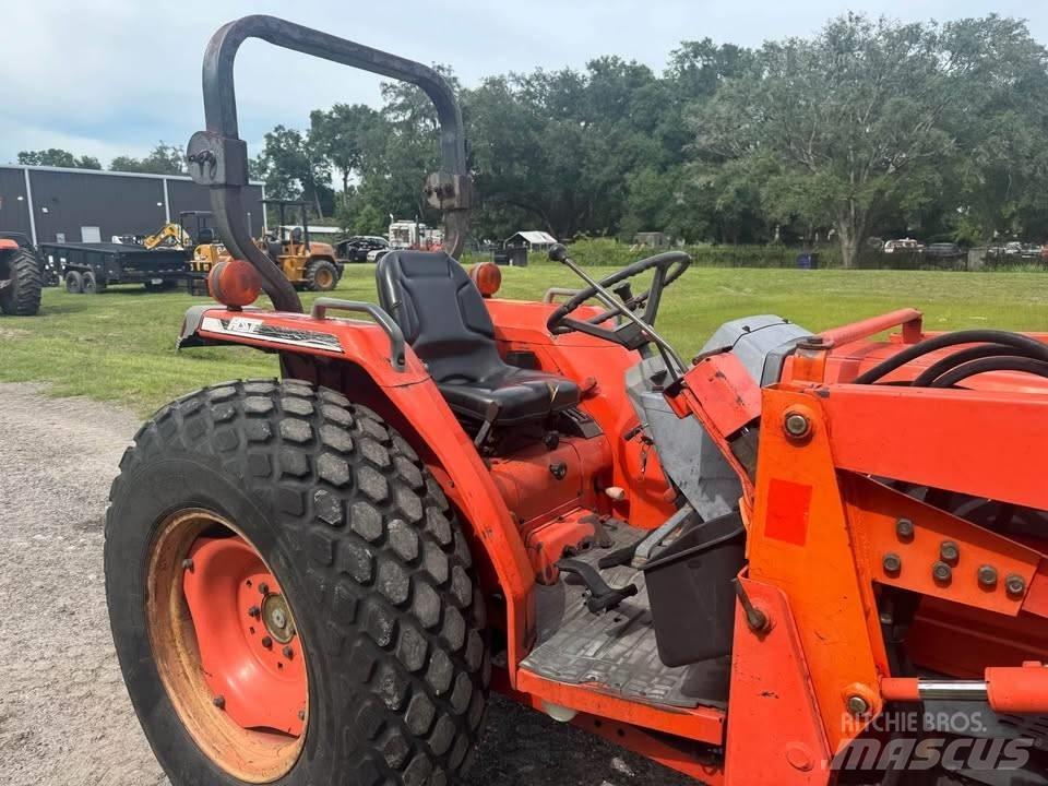 Kubota 3710 Trattori