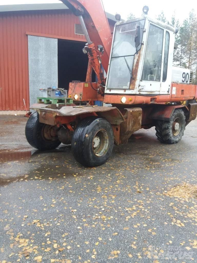 Poclain 90 P Escavatori gommati