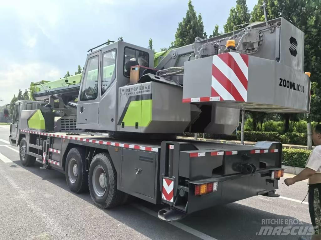 Zoomlion ZCT 251 V Paranchi, argani e sollevatori di materiale